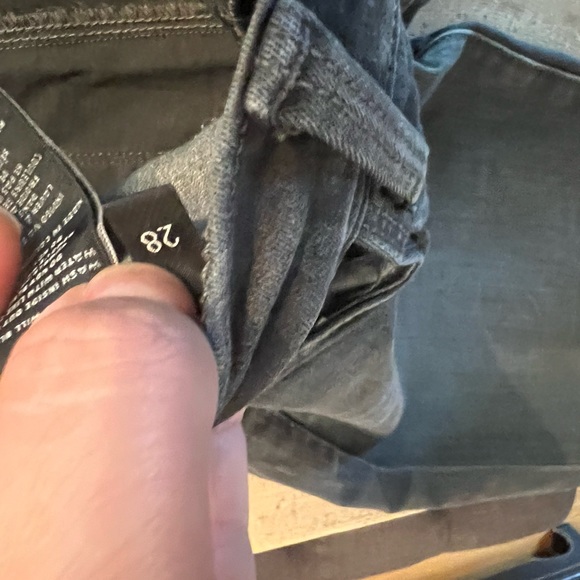 J brand jeans - Picture 3 of 4